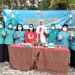 GLN ( Gerakan Literasi Nasional ) TP PKK Kota Metro POKJA II