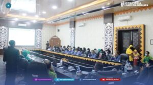 Sekretariat, Pokja 3, dan Pokja 4 Tim Penggerak PKK Kota Metro menerima kunjungan kerja dari Kota Madiun Jawa Timur di kantor PKK.