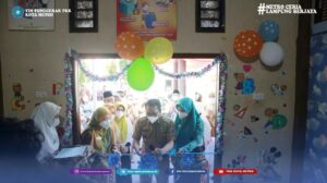 Ketua Tim Penggerak PKK Kota Metro bersama ketua Tim Penggerak PKK Kecamatan Metro Barat dan Kelurahan Ganjar Agung xan Ganjar Asri, menghadiri Peresmian Puskesmas Ganjar Agung sebagai Puskesmas Ramah Anak dan lounching Program inovasi “Sarapan Bangek” (Satu Rangkaian Pelaksanaan Kegiatan Dalam berbagai Pelayanan Terintegrasi Komprehensif)