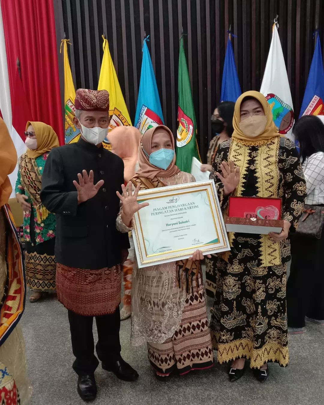 Ketua Tim penggerak PKK Kota Metro yang diwakili oleh Ketua 3 Ny. Dra. Farida, M.Si. menghadiri kegiatan peringatan hari kartini Tahun 2022 di Mahan Agung,