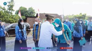 Tim Penggerak PKK Kota Metro beserta Tim penilai lomba Kelurahan Tingkat Kota Metro, Melaksanakan penilaian Lomba Kelurahan di Kelurahan karangrejo, Kecamatan Metro Utara sebagai kelurahan pertama yang dinilai.