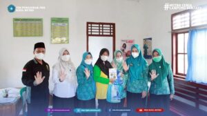 PEMBINAAN POSBINEKA OLEH KETUA TP PKK KOTA METRO BESERTA JAJARAN.