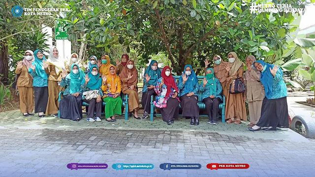 Tim Penggerak PKK Kota Metro beserta jajaran kembali mengunjungi Kelurahan Ganjar Agung untuk melakukan pembinaan.